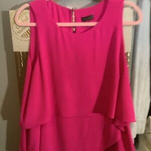 Vince Camuto fushia pink top